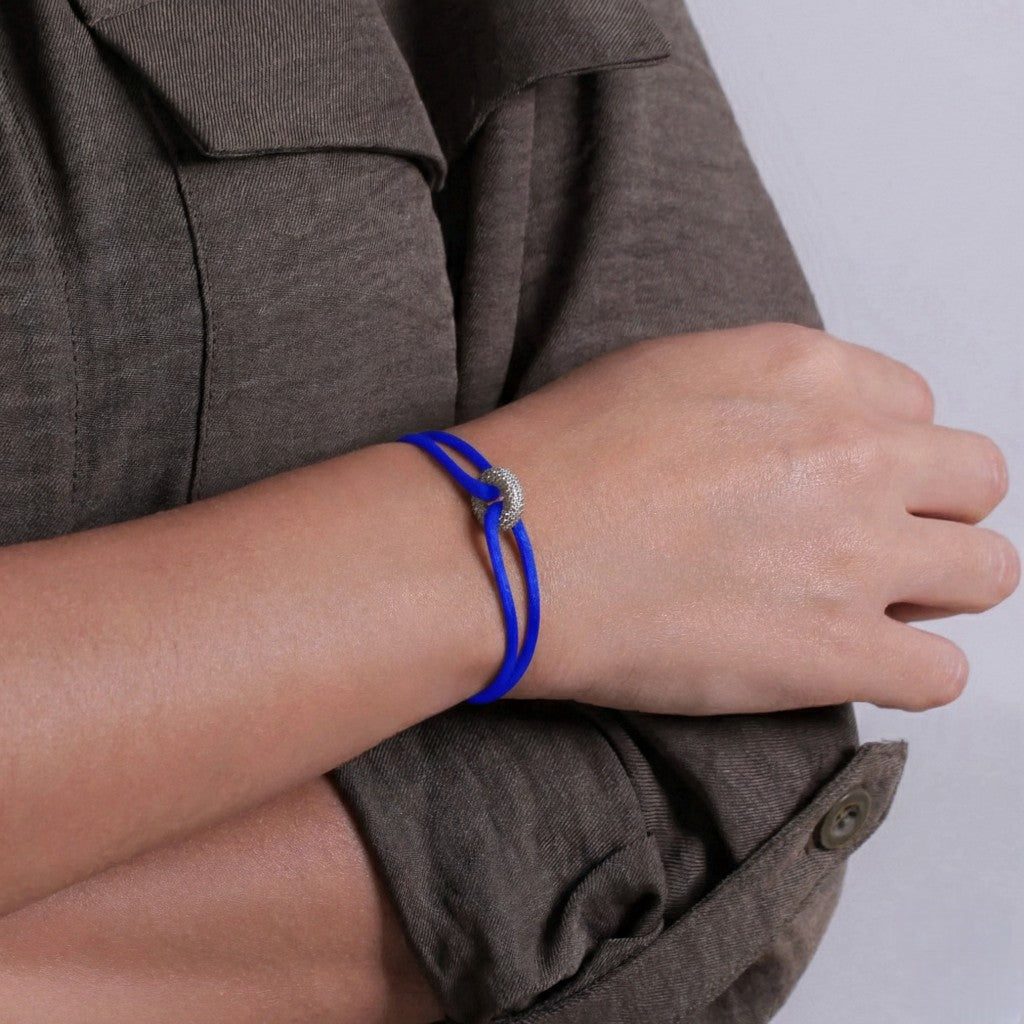 #Color_Electric Blue