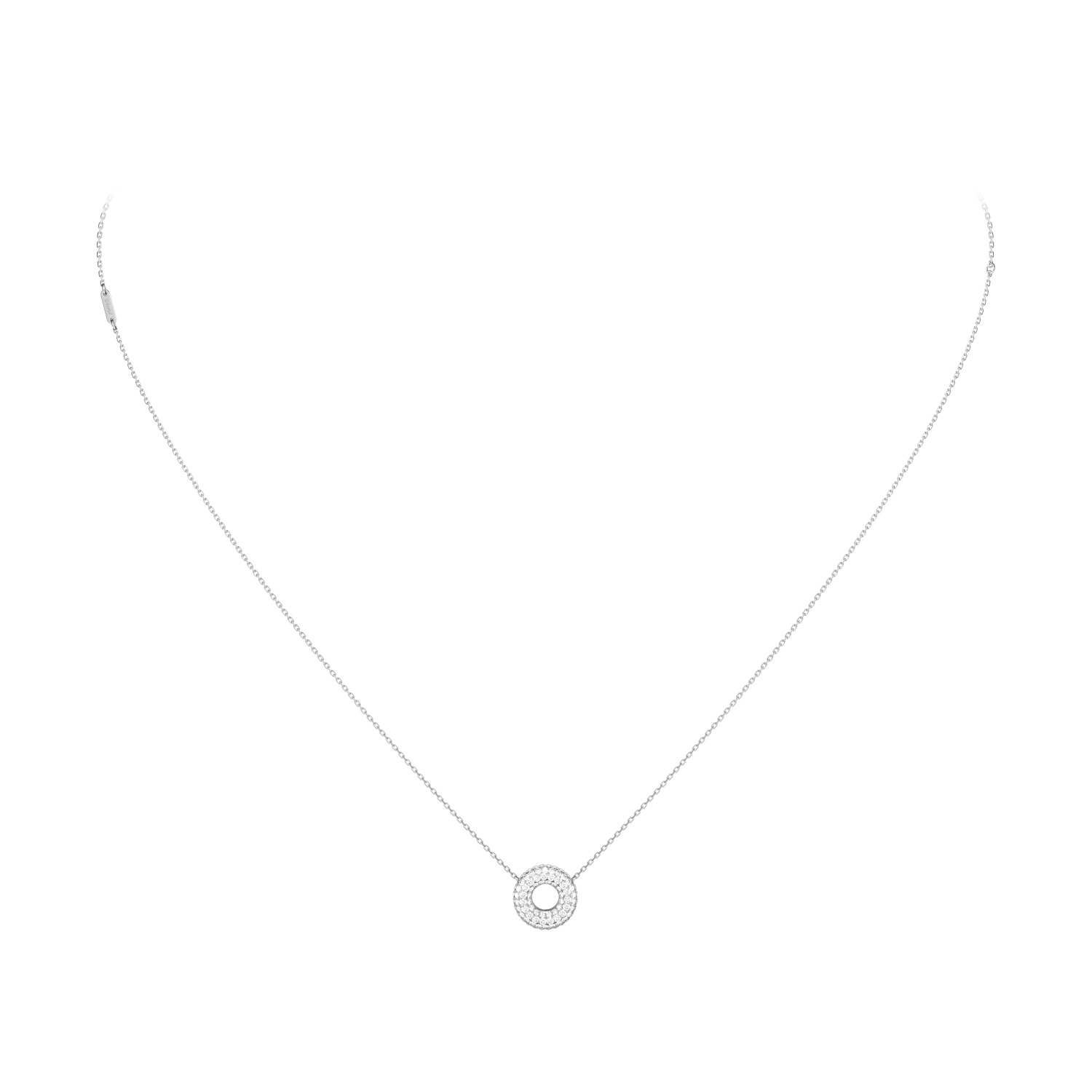 How to Layer Necklaces: A Simple Guide to Getting It Right