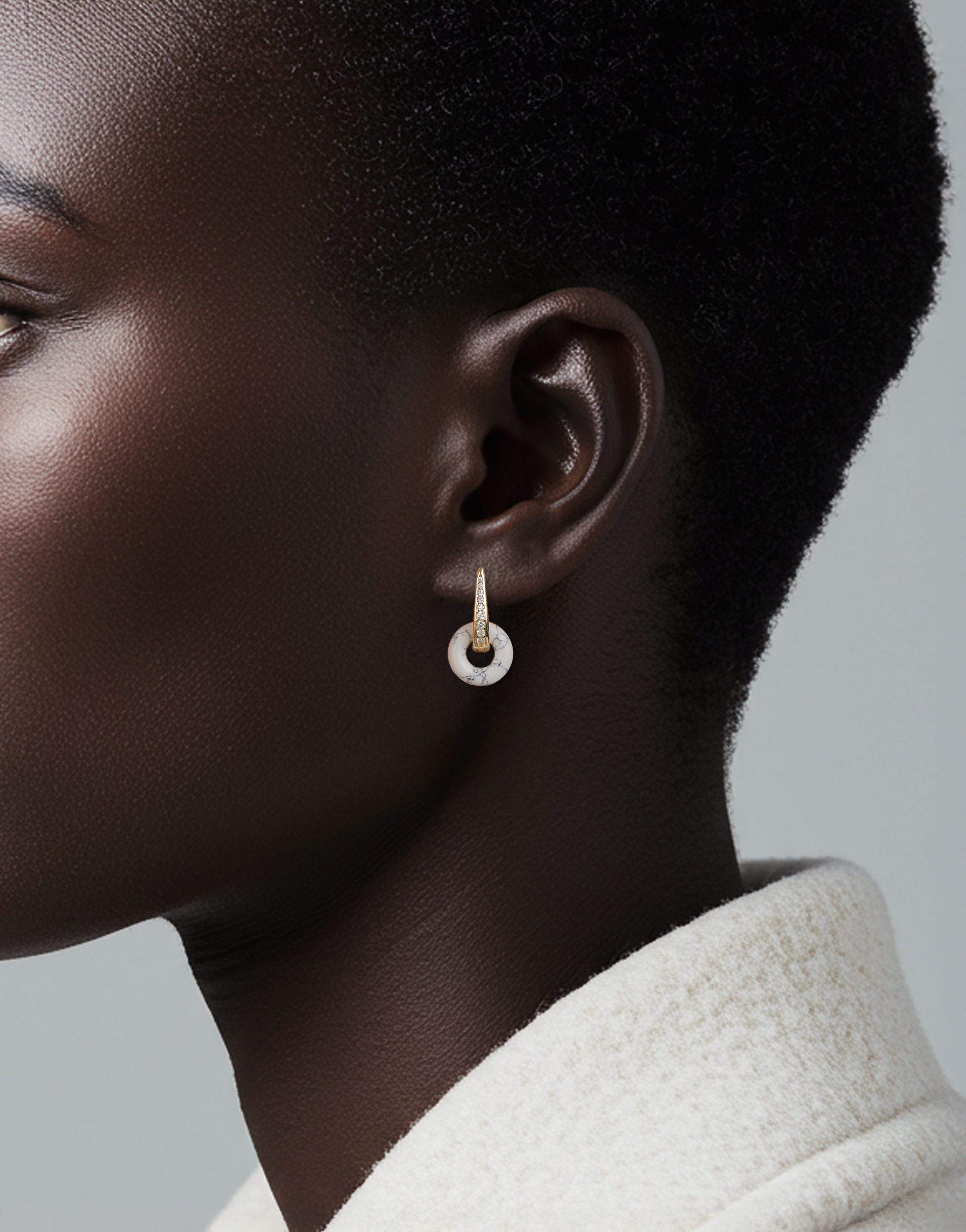 #Color_Howlite Soho