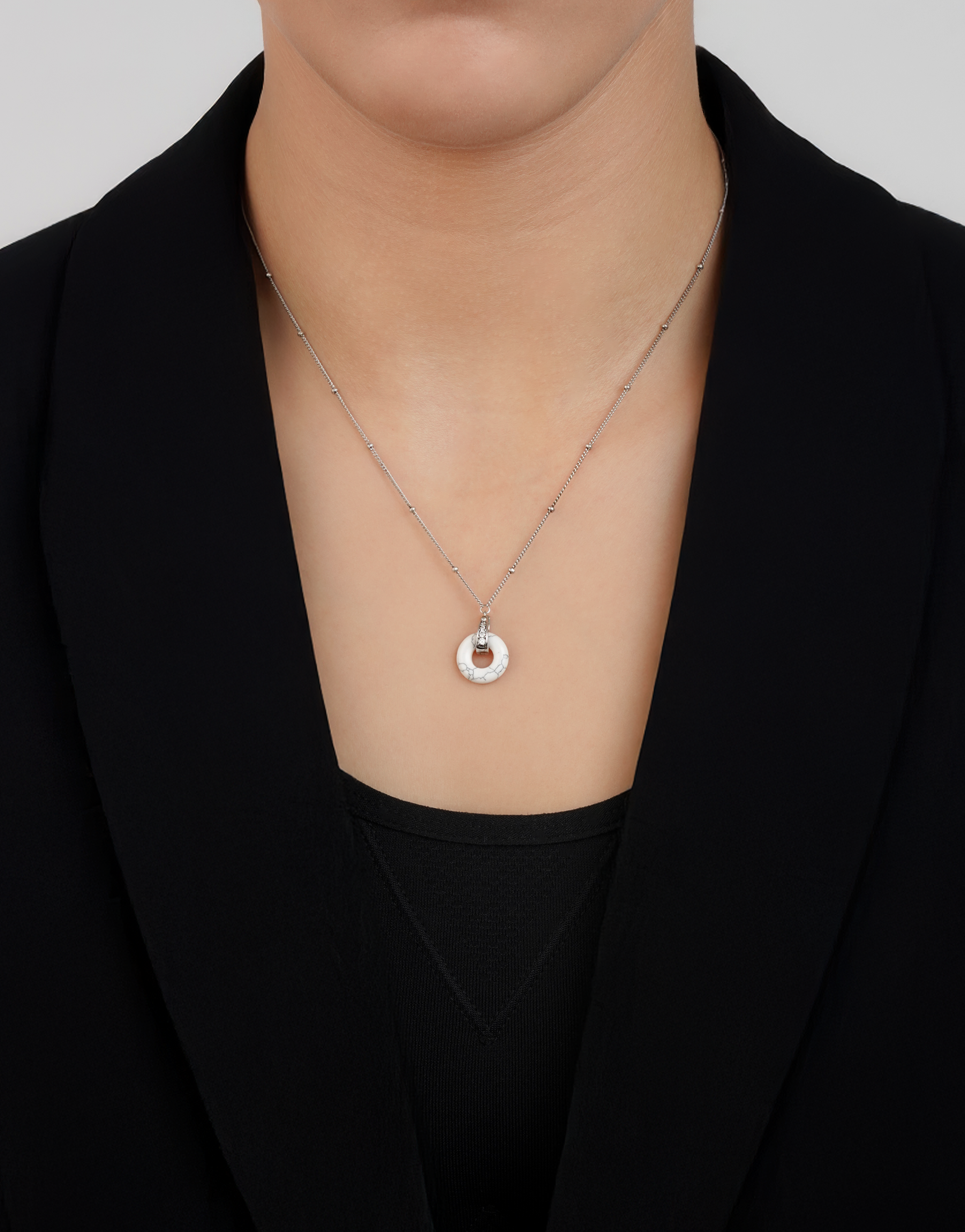 #Color_Howlite Soho