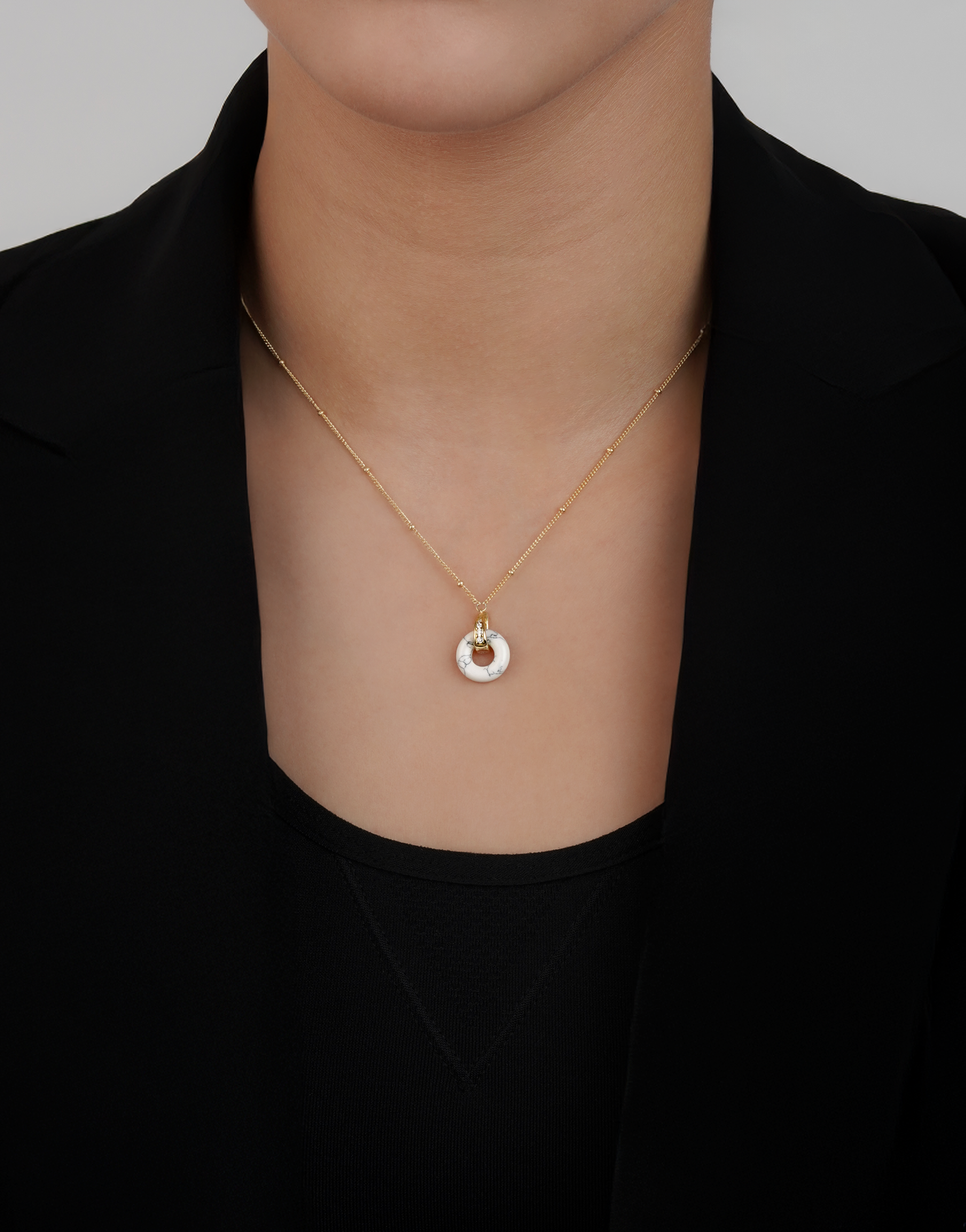 #Color_Howlite Soho