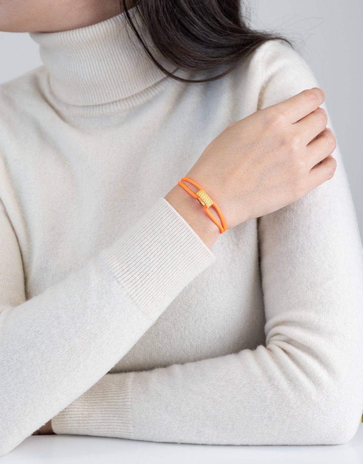 #Color_Neon Orange